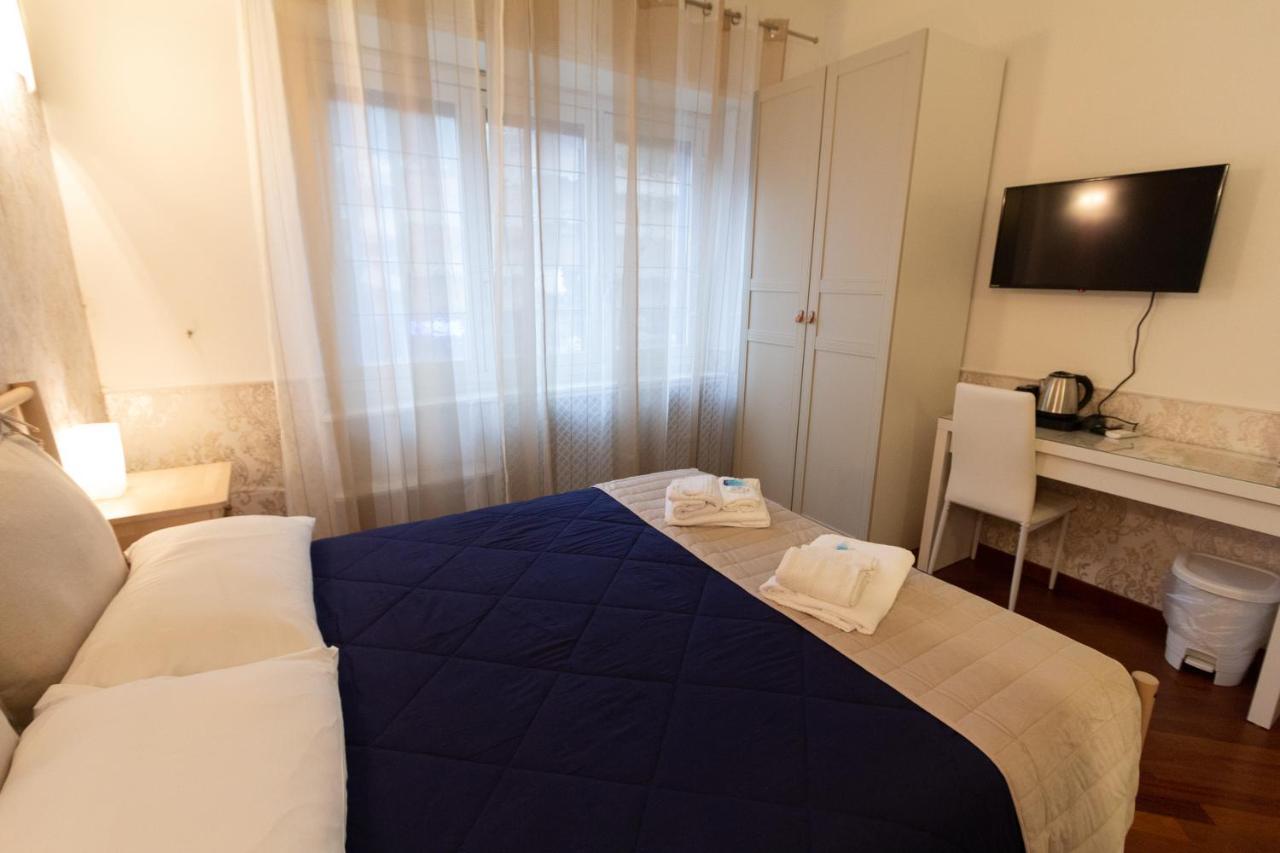 Aurelio Deluxe Rooms Róma Kültér fotó