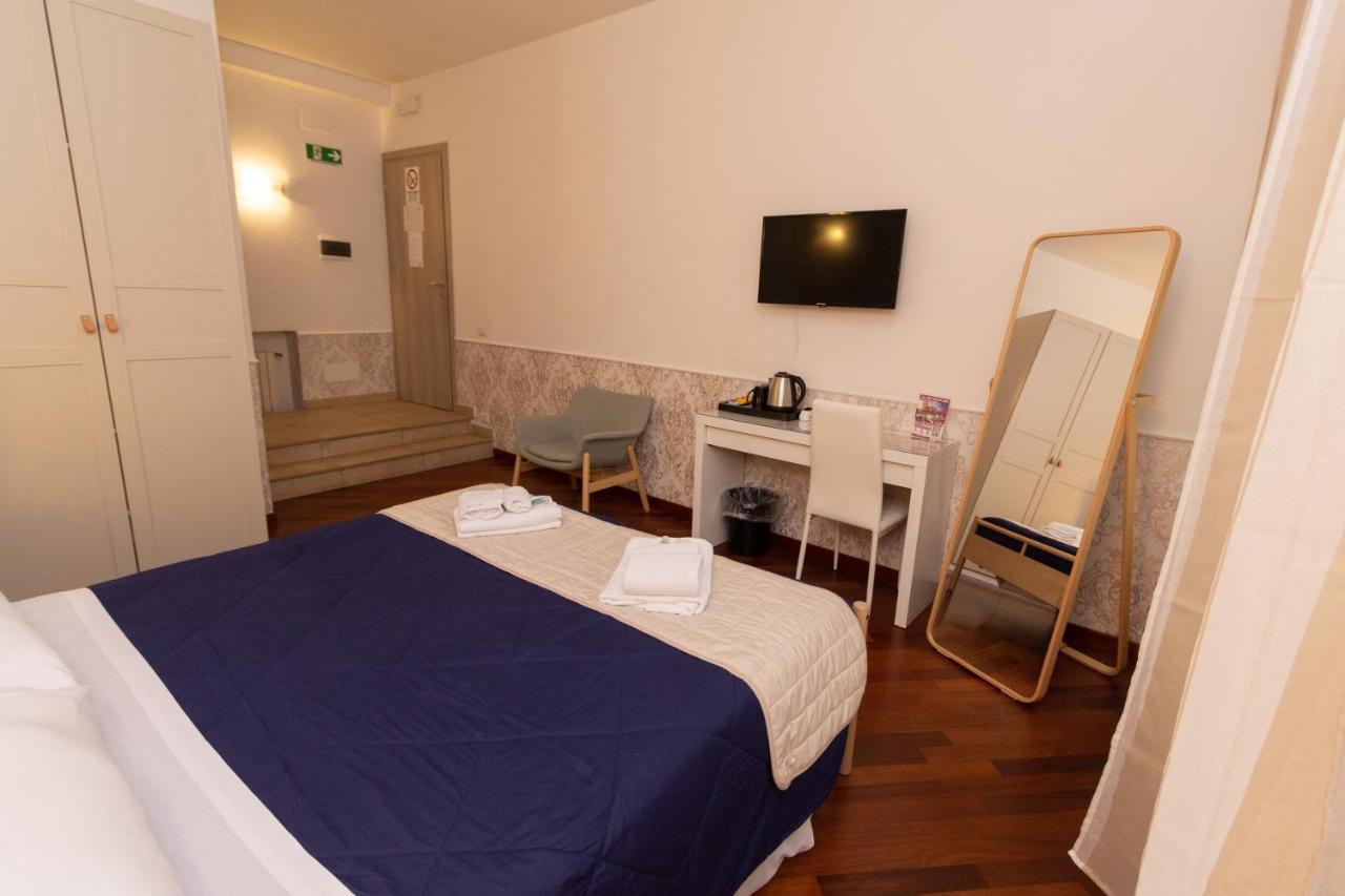 Aurelio Deluxe Rooms Róma Kültér fotó